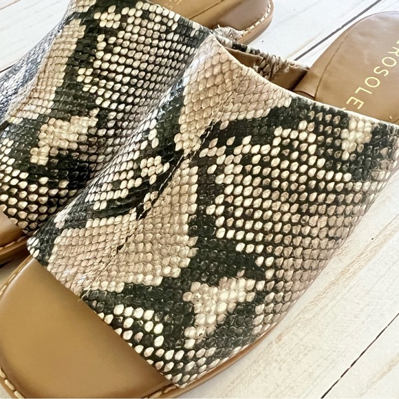 Aerosoles NWOT Yorketown Slip On Wedge Sandal Shoe Snake Animal Print Womens 7.5 - Picture 4 of 8